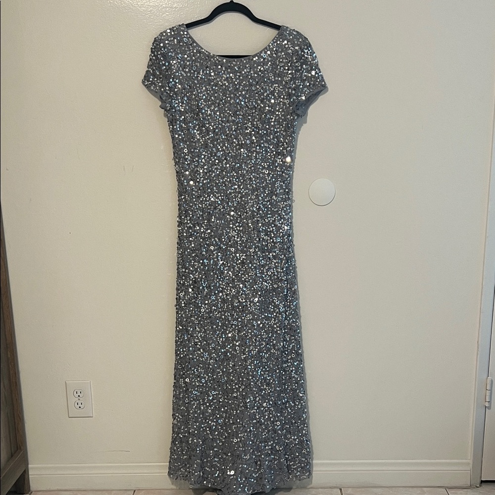 Adriana Papell NWT Elegant Silver Sequin Evening Gown